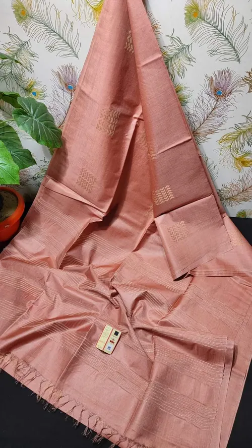 Elegant Kota Viscose Silk Saree with Intricate Square Boota Weave